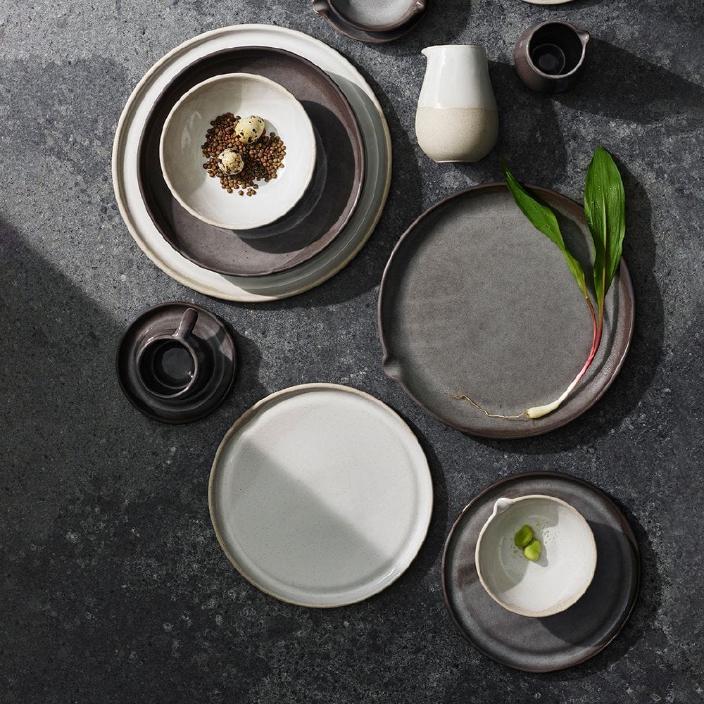 Gembrook Round Flat Coupe Plate 200mm Pottr - Grey
