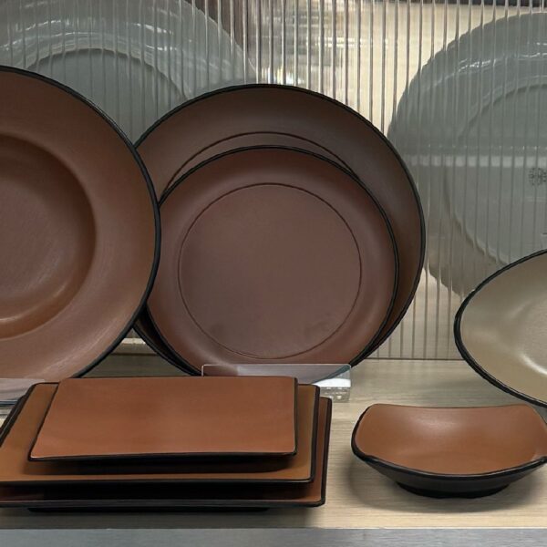 Melamine Square Plate 220mmx220mm Brown/Black