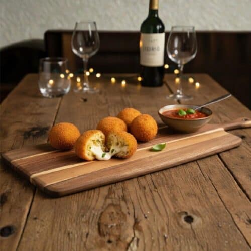 Acacia Paddle Serving Board 300x200x15mm w/ Handle HandKraft